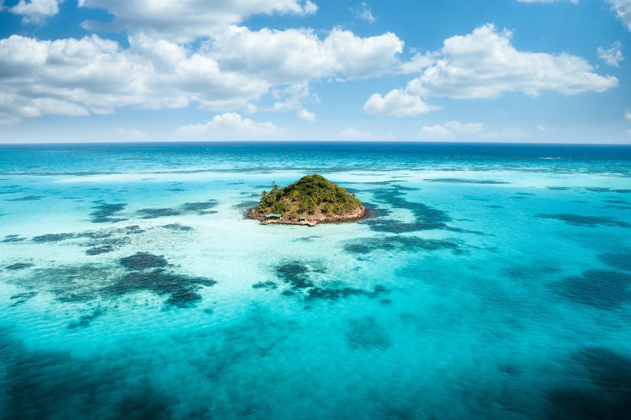 Playa tropical turquesa cerca de Baní - Playa El Palmar de Ocoa